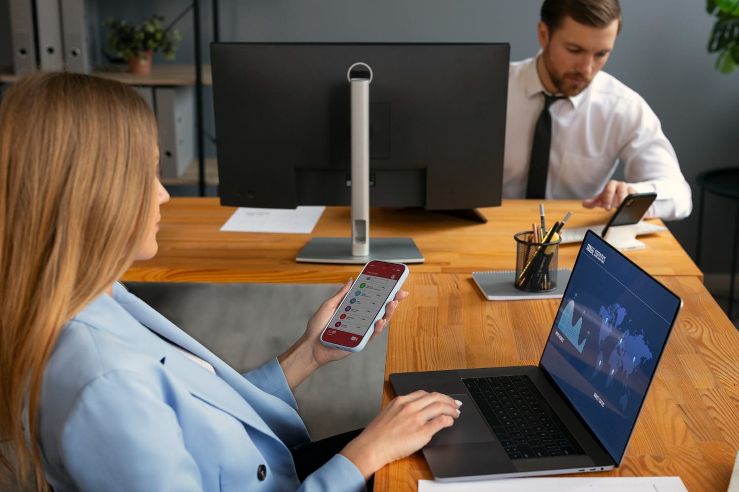 Microsoft Intune - co to jest i jak zarządzać firmowymi urządzeniami?